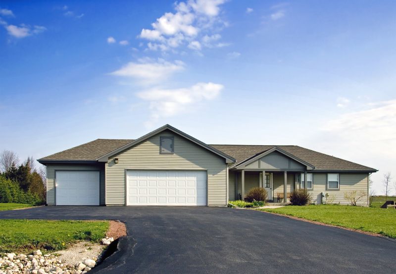 Residential Driveway Sealcoating in San Antonio, TX