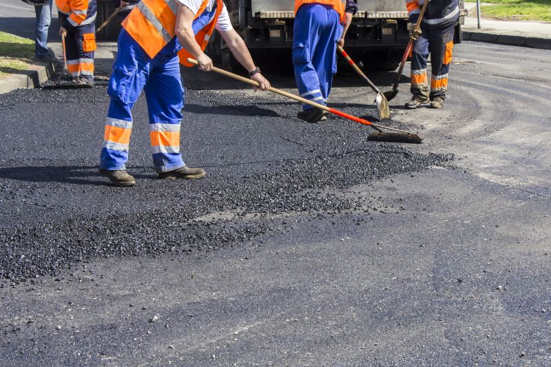 Asphalt Sealing Service